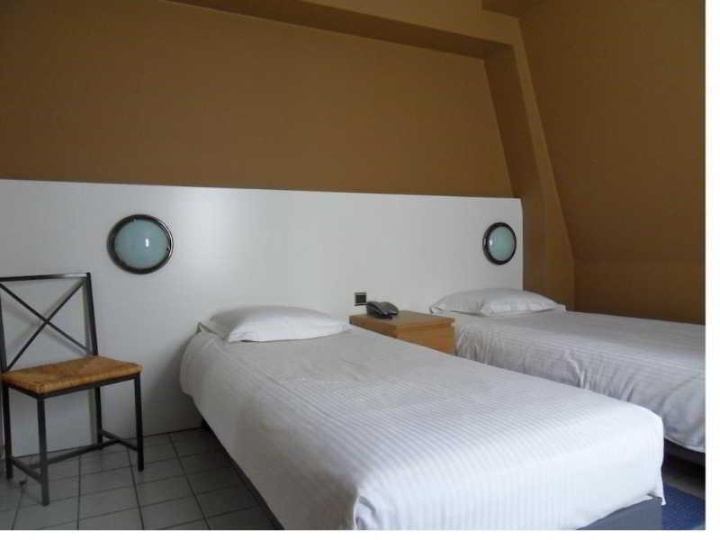 Hotel Lambeau Etterbeek Exterior photo