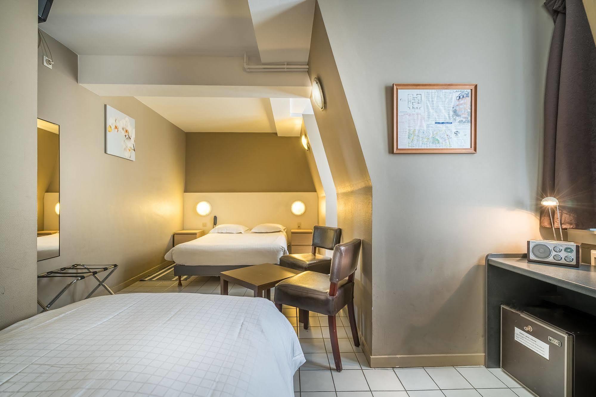 Hotel Lambeau Etterbeek Exterior photo